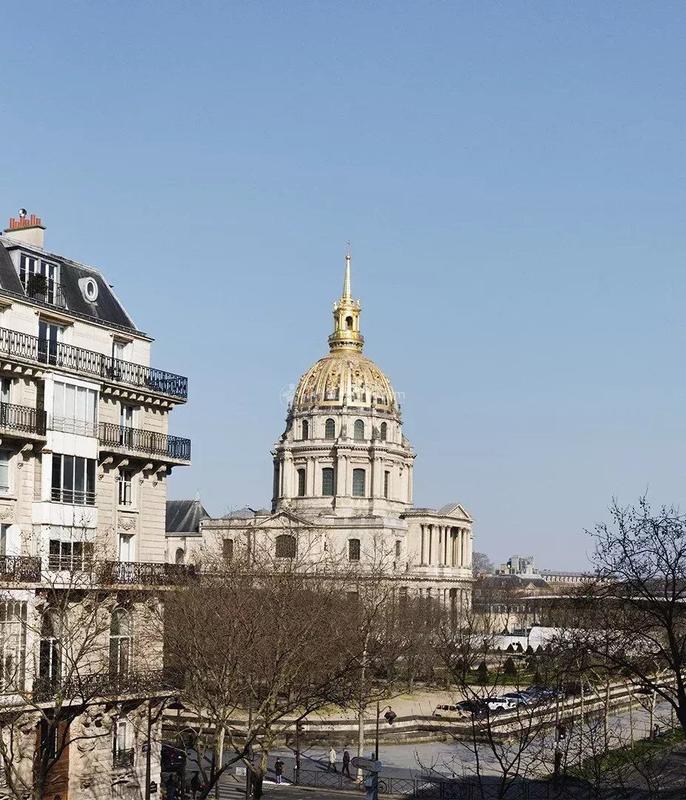 Appartement - 224 m² - 6 pièces