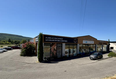 Local commercial - 175 m²