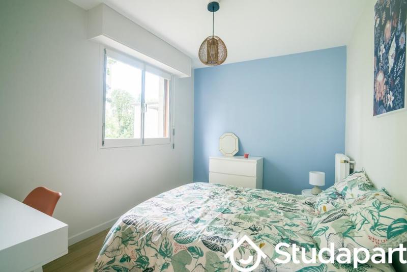 Chambre - 10 m² - 1 pièce