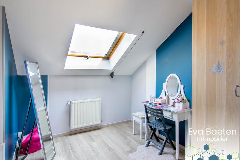 Maison jumelée - 108 m² - 5 pièces