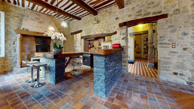 Maison - 397 m² - 11 pièces