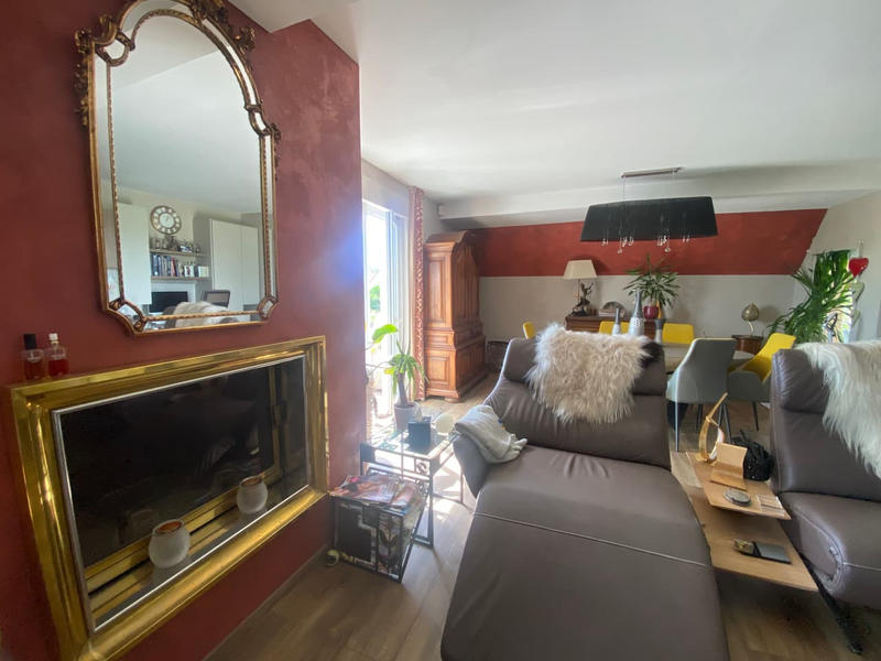 Maison - 137 m² - 5 pièces