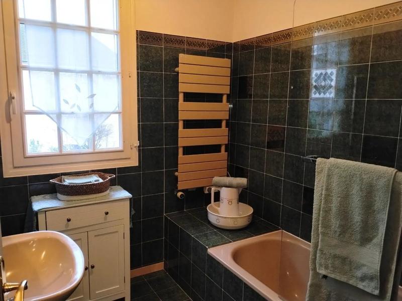 Demeure - 218 m² - 7 pièces