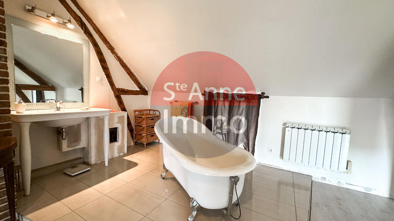 Maison - 240 m² - 4 pièces