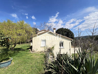 Maison traditionnelle - 134 m² - 5 pièces