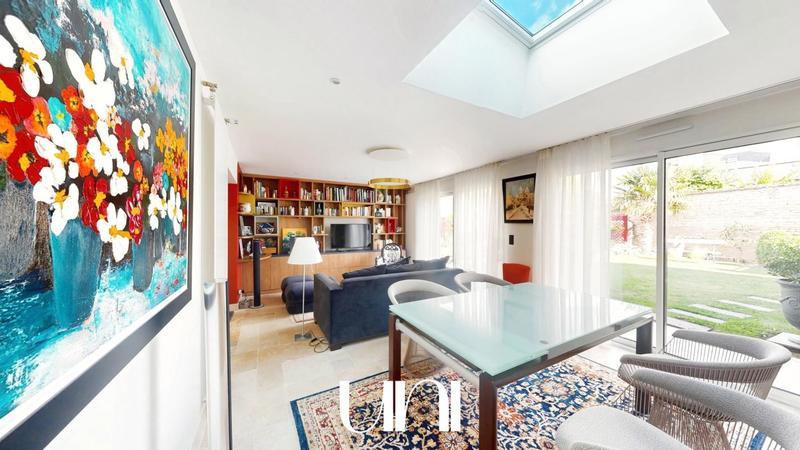 Maison - 185 m² - 6 pièces