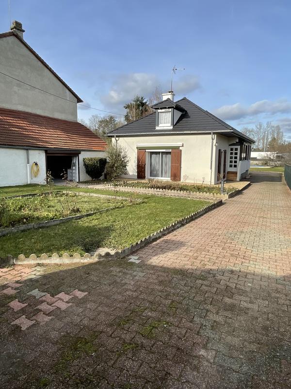 Maison - 120 m² - 5 pièces