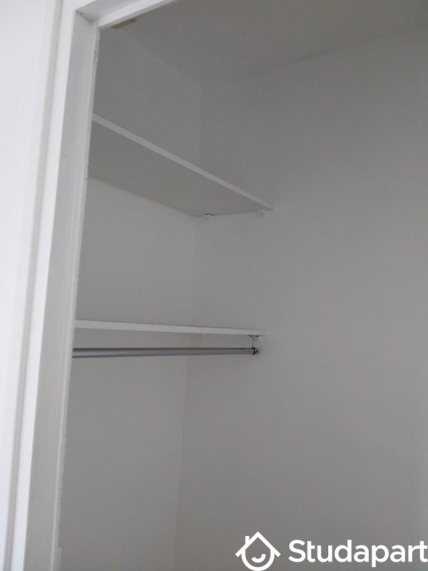 Chambre - 11 m² - 1 pièce