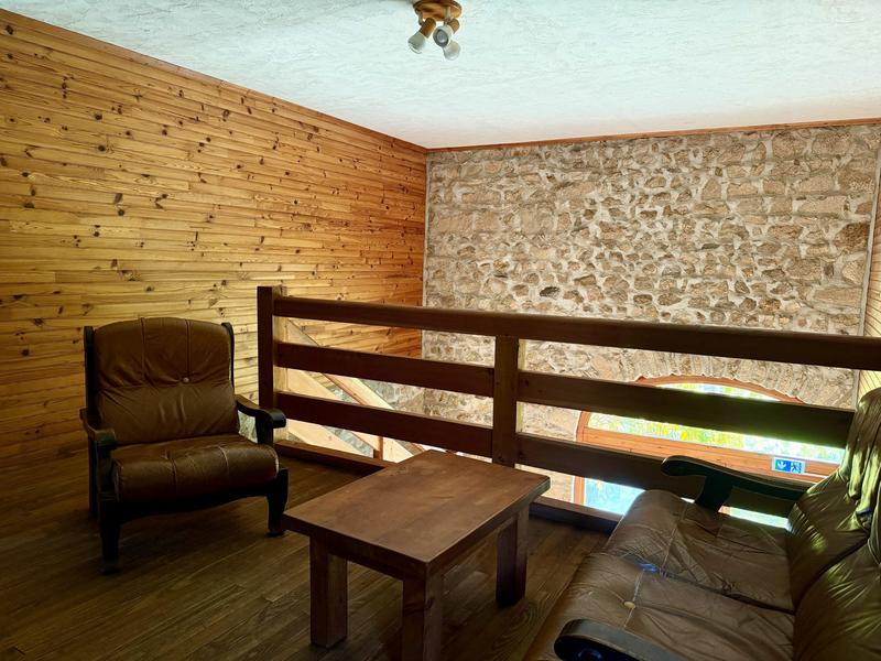 Maison - 251 m² - 7 pièces