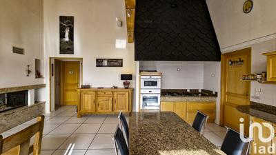 Châlet - 356 m² - 7 pièces