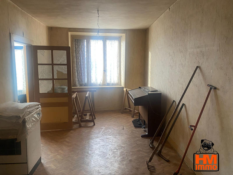 Maison - 300 m² - 15 pièces