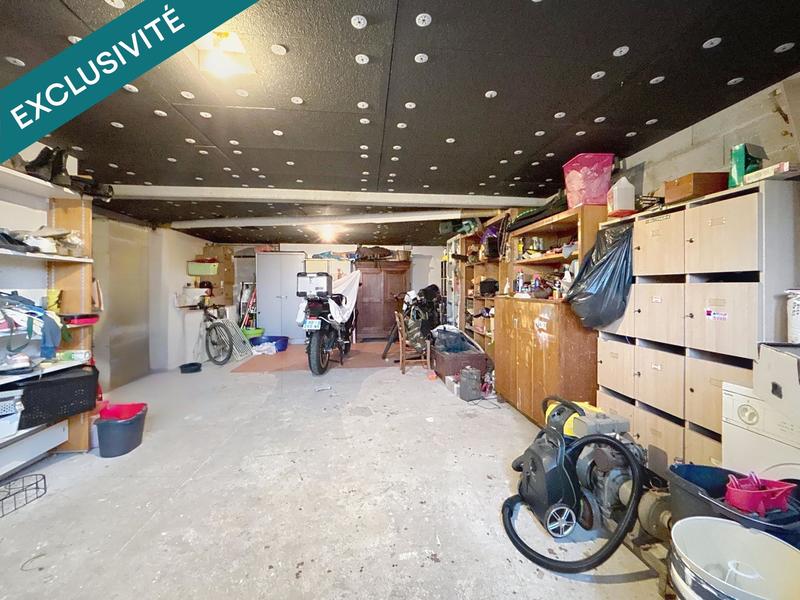 Maison - 210 m² - 11 pièces