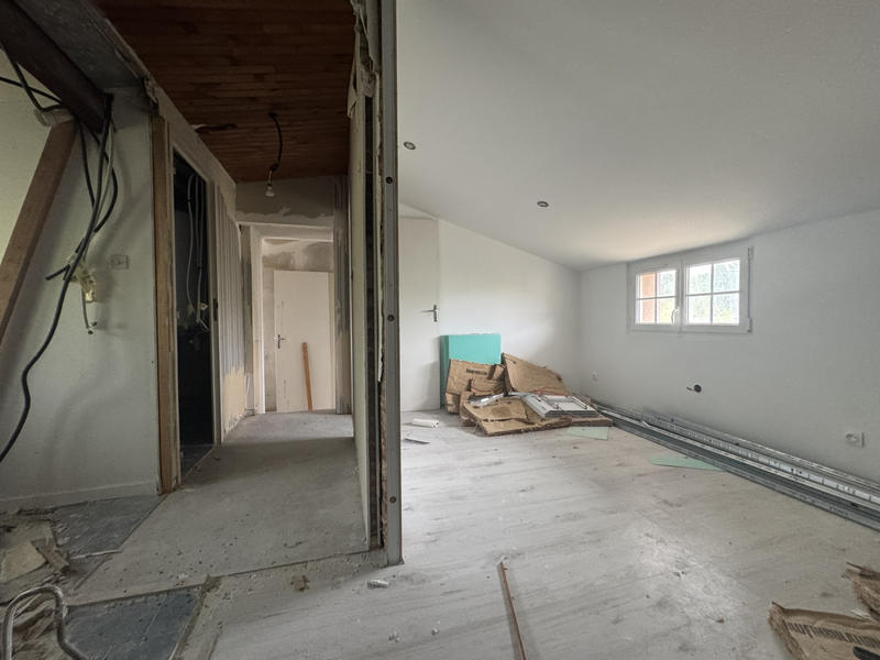 Maison - 138 m² - 4 pièces