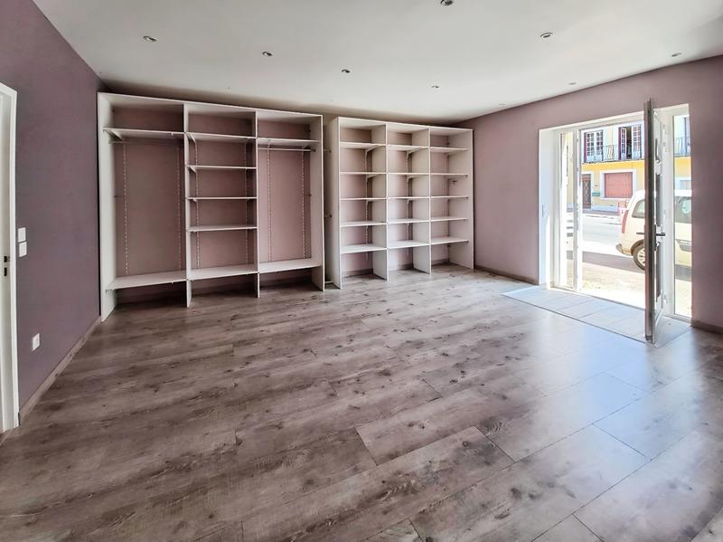 Maison - 181 m² - 6 pièces