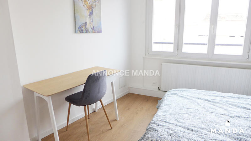 Chambre - 12 m² - 4 pièces