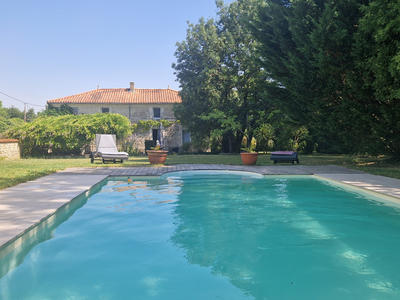 Maison - 195 m² - 6 pièces