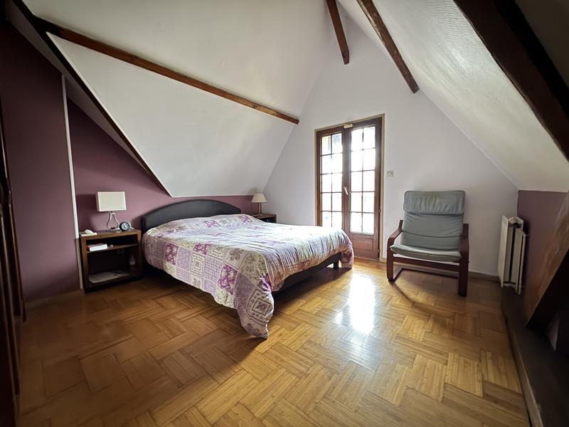 Maison - 155 m² - 8 pièces