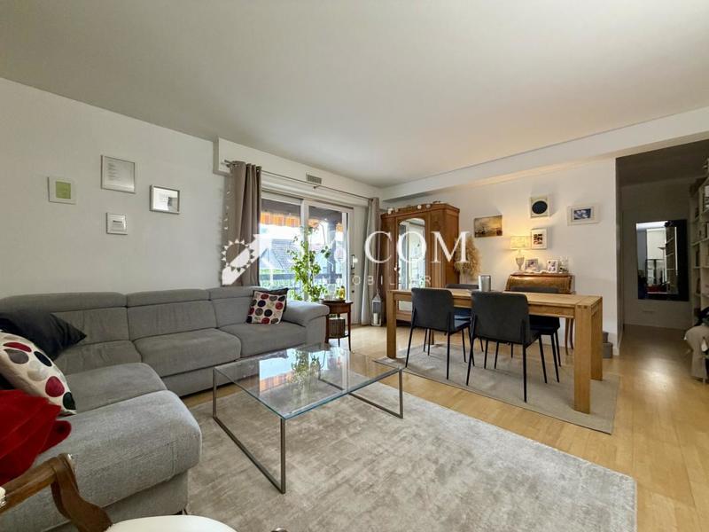 Appartement - 90 m² - 4 pièces