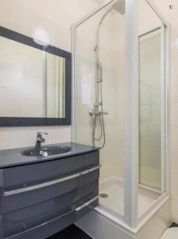 Chambre - 10 m² - 4 pièces