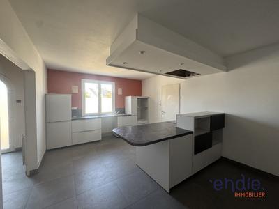 Maison - 121 m² - 6 pièces