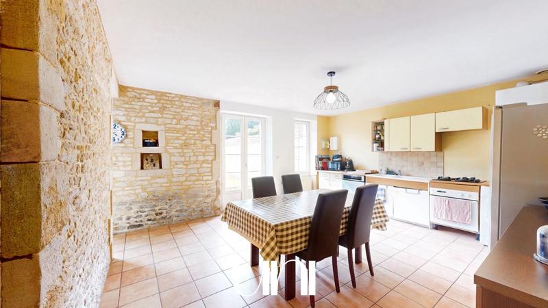 Maison - 147 m² - 6 pièces
