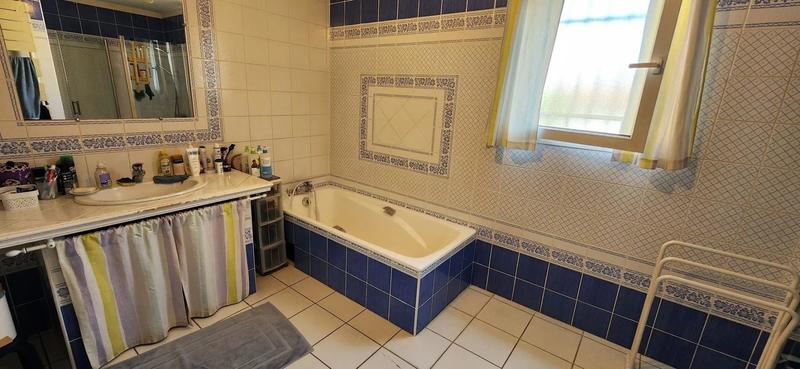 Villa - 130 m² - 5 pièces