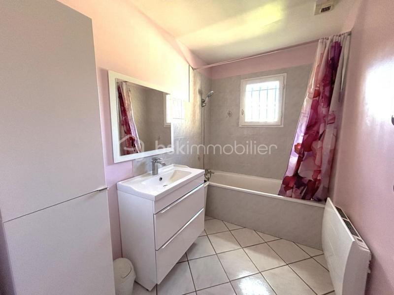 Maison - 94 m² - 4 pièces