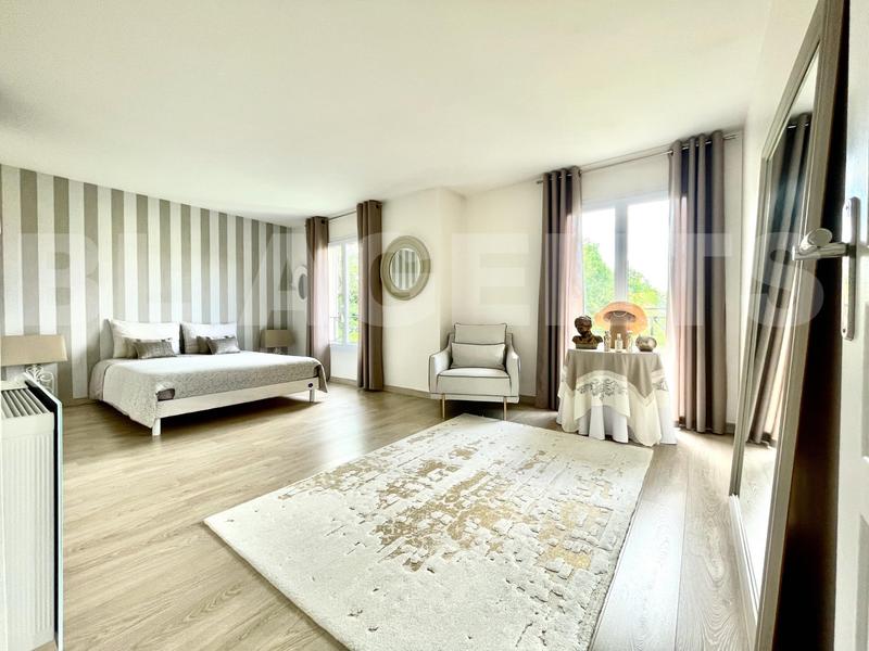 Maison contemporaine - 155 m² - 6 pièces