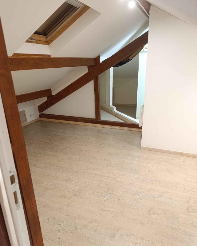 Appartement - 93 m² - 4 pièces