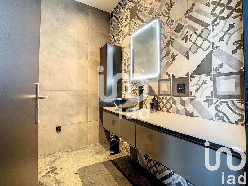 Appartement - 136 m² - 5 pièces