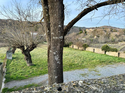 Maison - 84 m² - 4 pièces