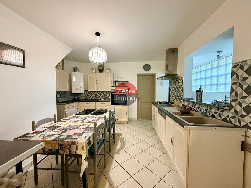 Maison - 104 m² - 4 pièces