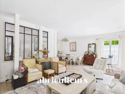 Maison - 167 m² - 6 pièces