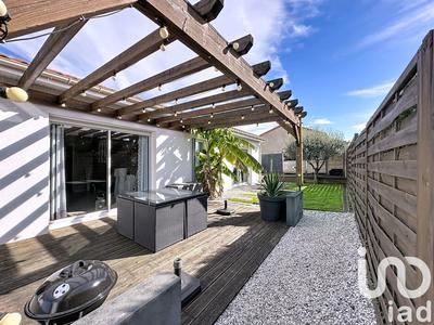 Maison - 200 m² - 5 pièces