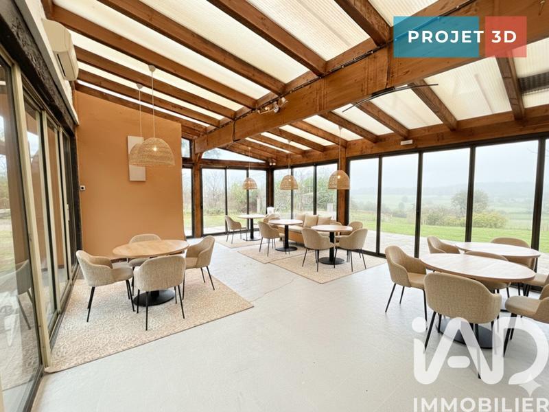 Maison - 350 m² - 5 pièces