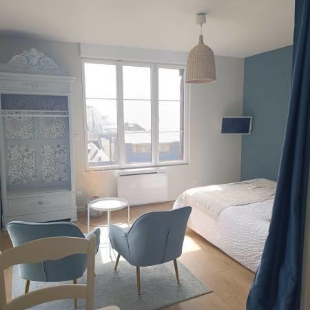 Maison - 275 m² - 9 pièces