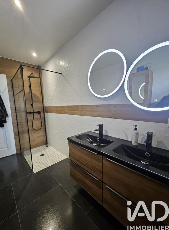 Maison - 92 m² - 5 pièces