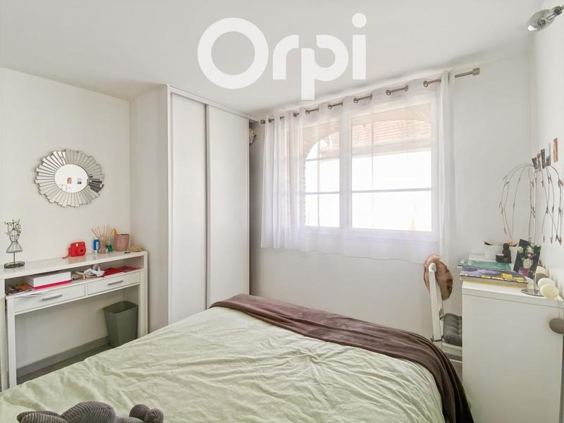 Appartement - 98 m² - 5 pièces