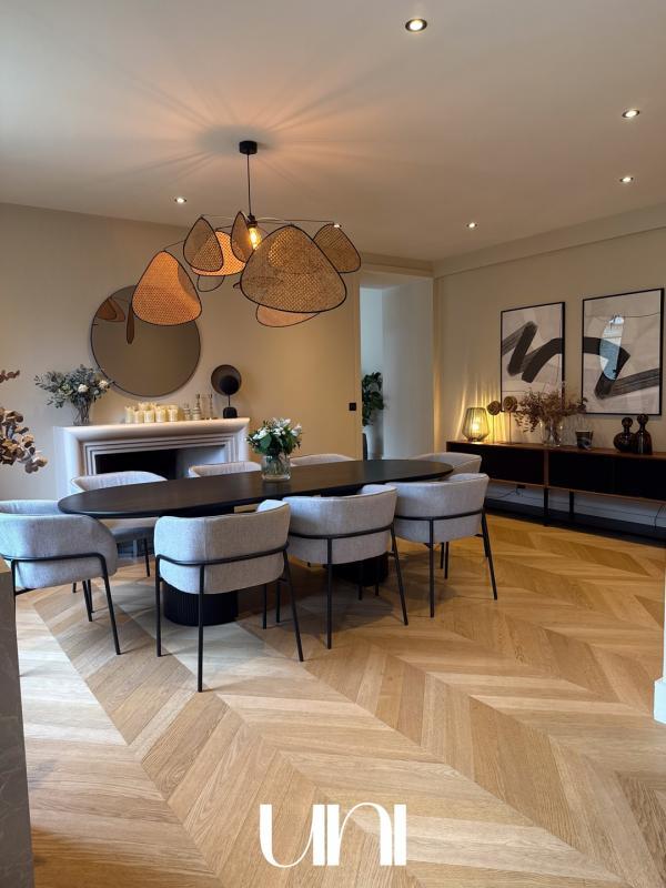 Maison - 230 m² - 6 pièces