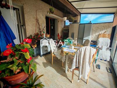 Maison - 96 m² - 3 pièces