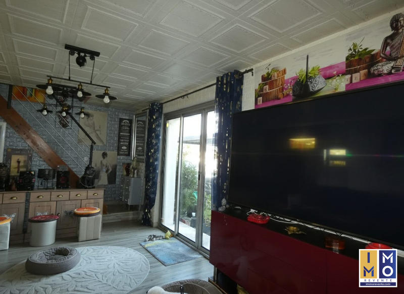 Maison - 177 m² - 7 pièces