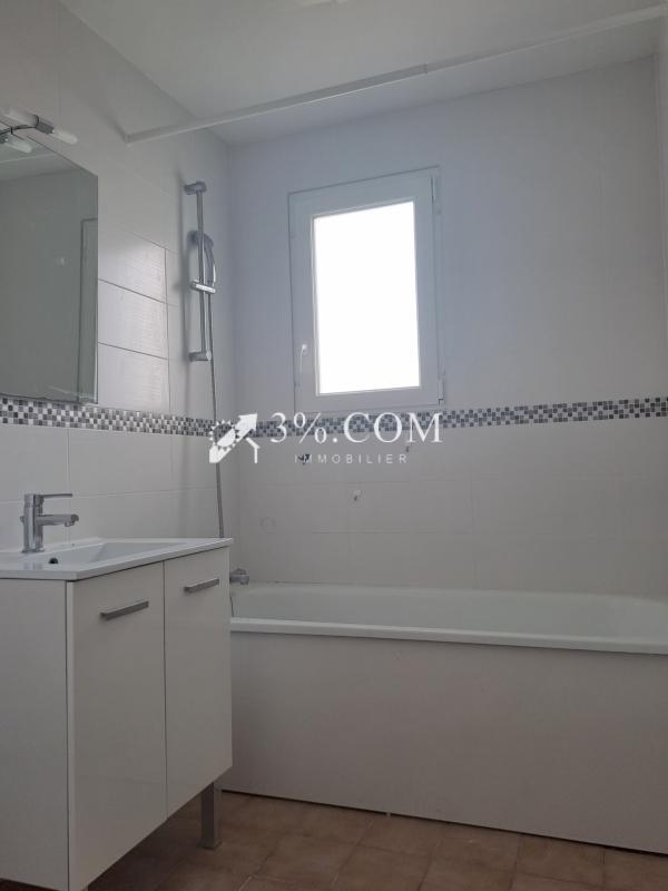 Maison - 74 m² - 5 pièces