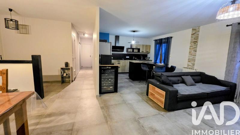 Maison - 90 m² - 4 pièces