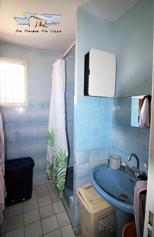 Maison - 99 m² - 6 pièces