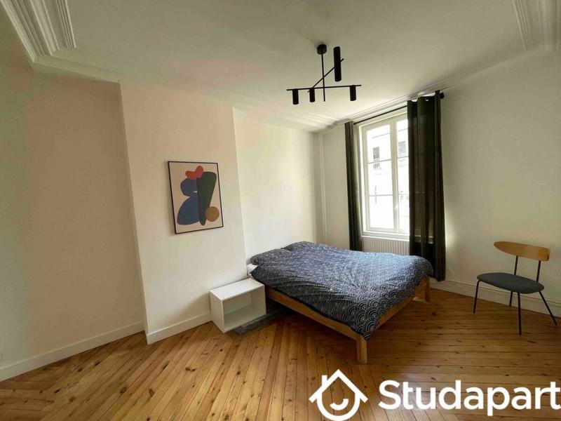 Chambre - 15 m² - 1 pièce