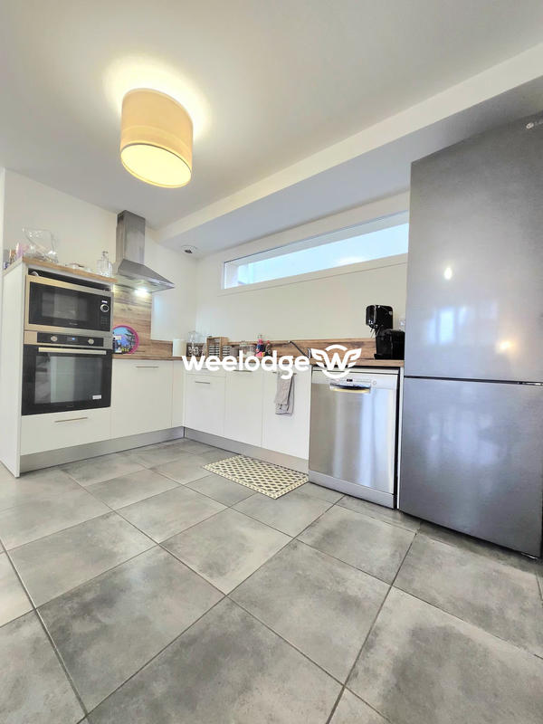 Maison - 94 m² - 4 pièces