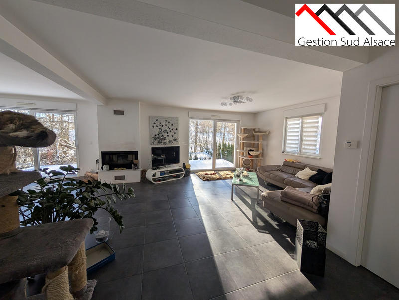 Maison - 138 m² - 6 pièces