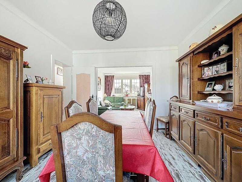 Maison - 130 m² - 7 pièces