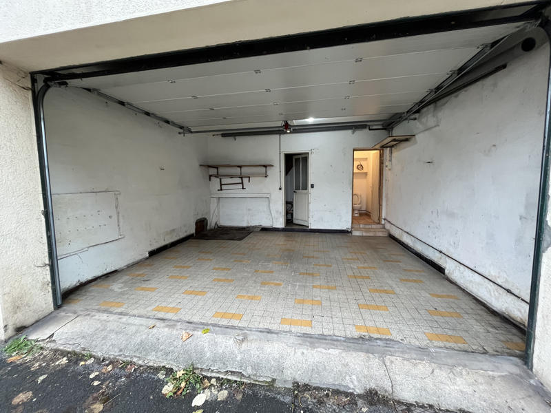 Parking / Garage - 25 m²