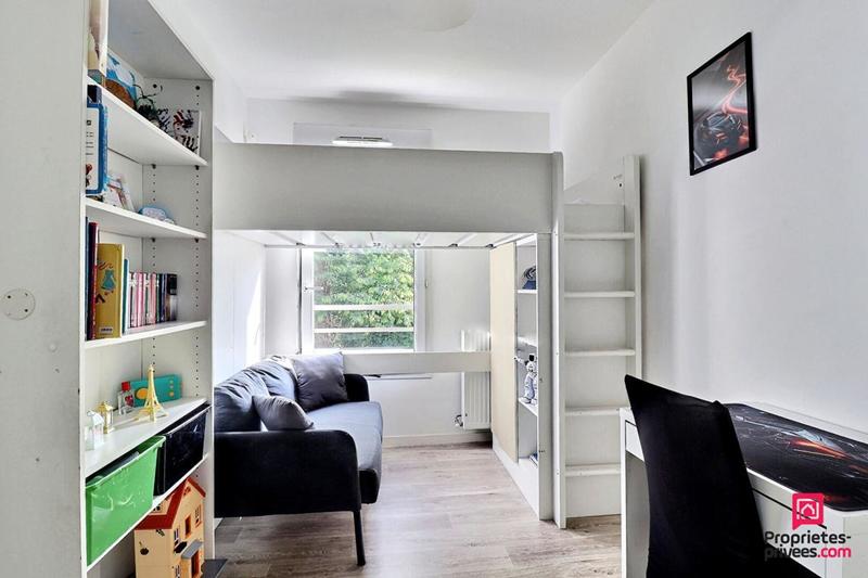 Maison - 90 m² - 5 pièces